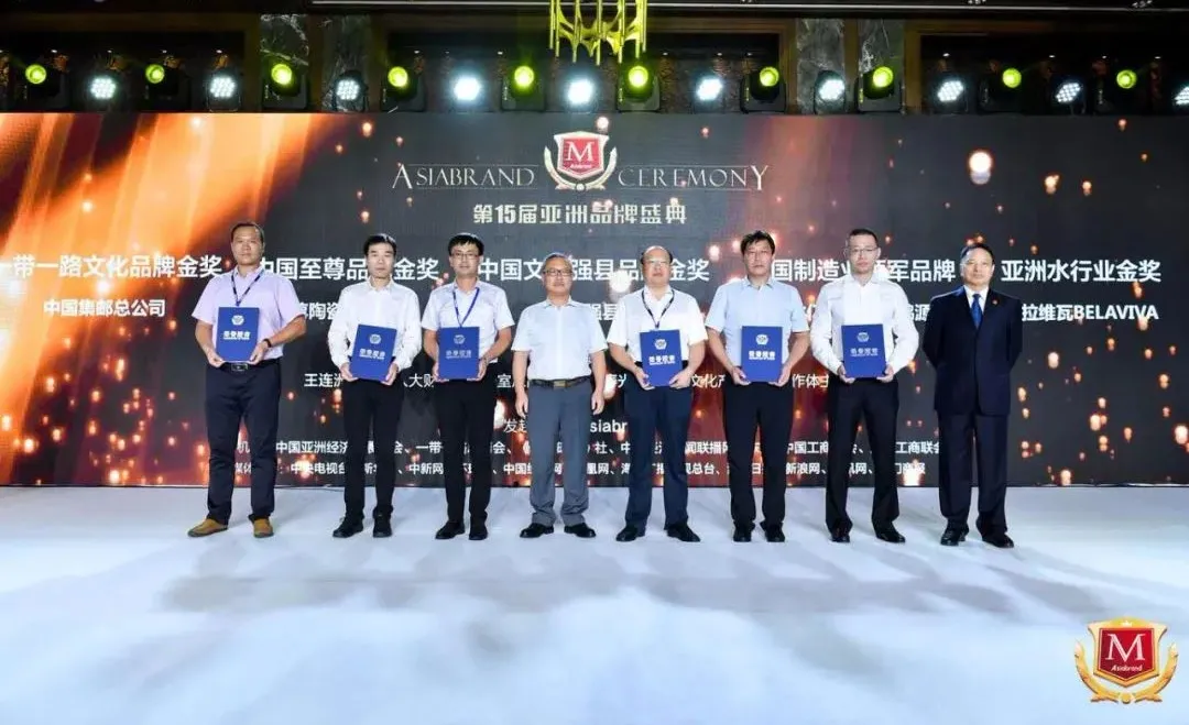 风雨历练63载 918博天娱乐官网陶瓷何以成为中国现代官窑？？？？？？？