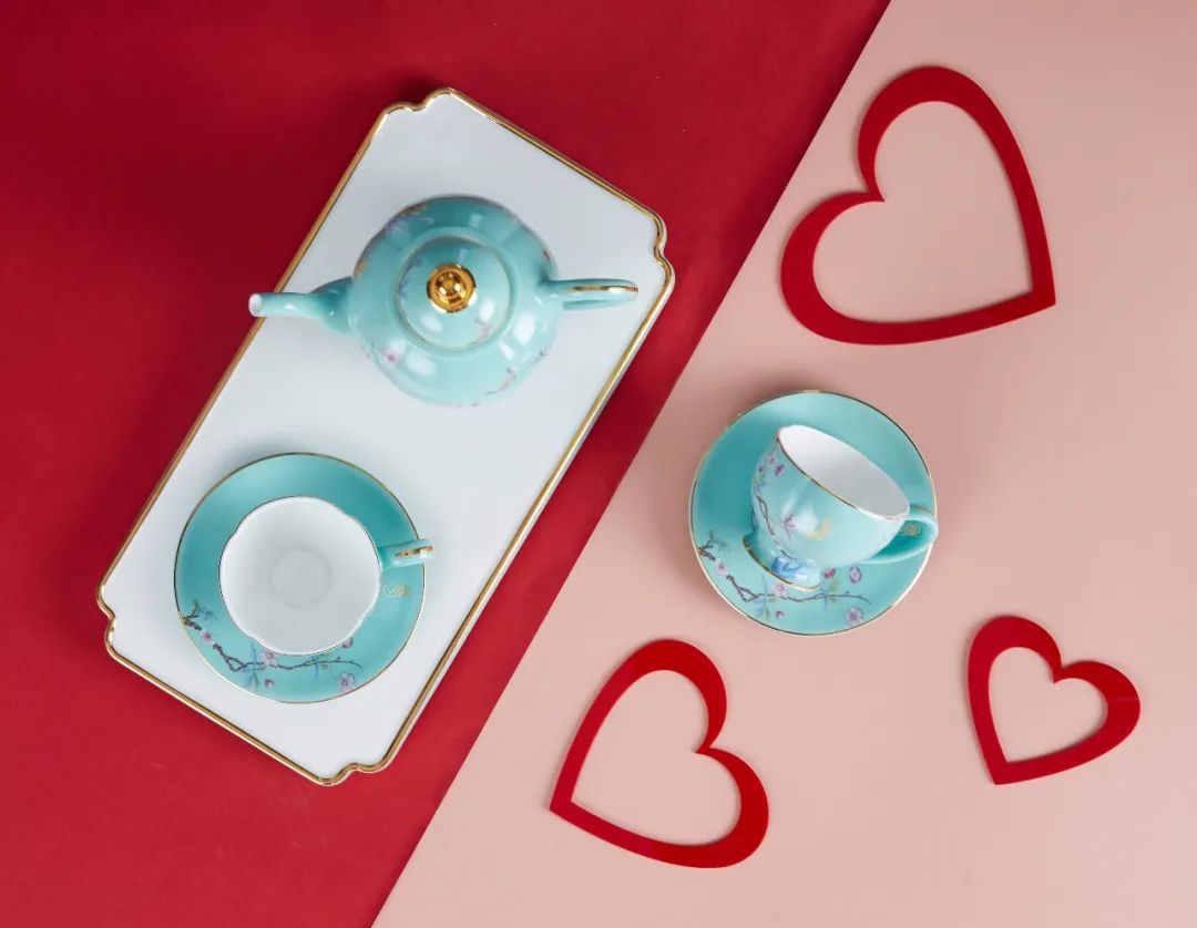 就此刻，，，，，，，，说出爱